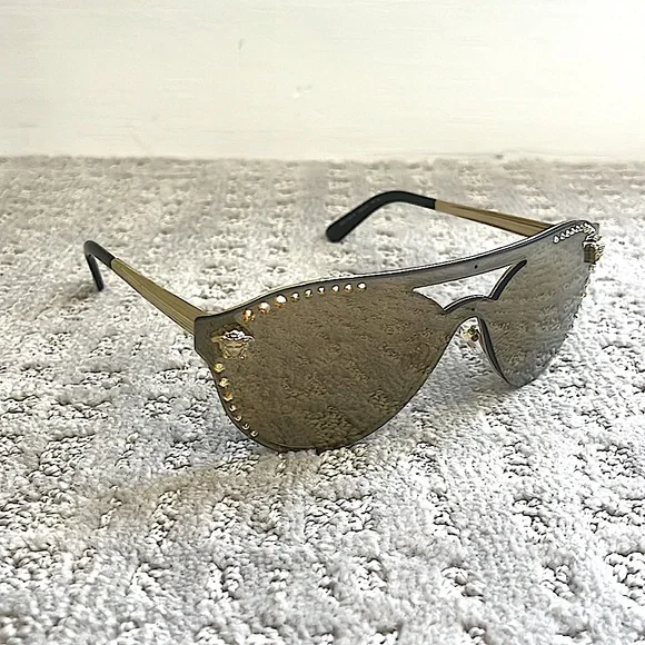 😎NIB Versace sunglasses - Picture 8 of 13